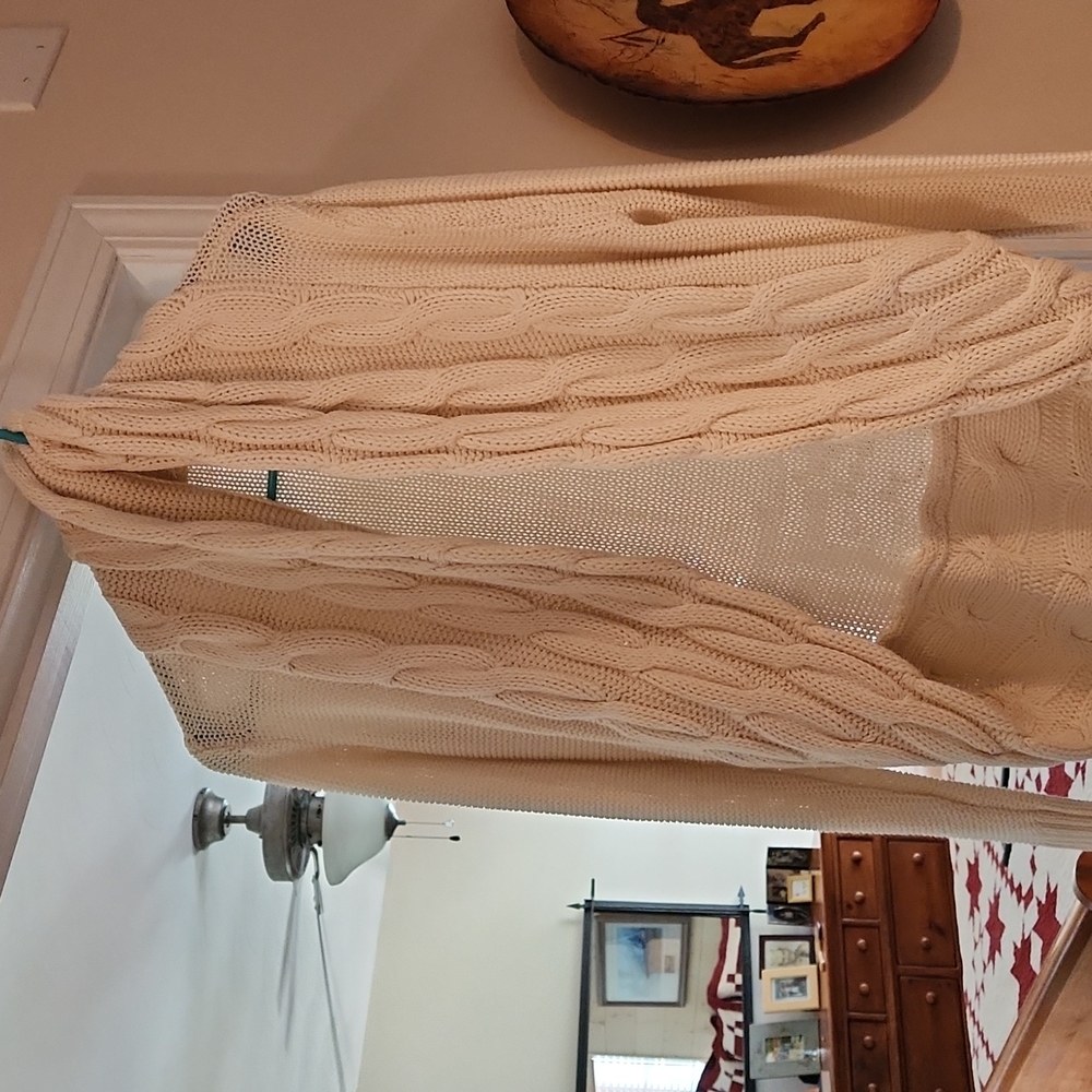 Women's sweater
